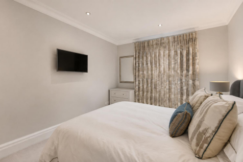 83 Neville Court 1.png