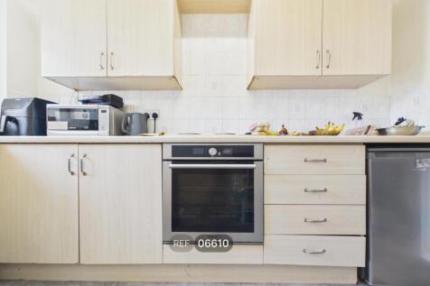 Axiom Avenue, Peterborough, PE3 7EJ photo 4