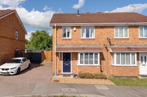 38 Stratfield Way, Kettering-00601.jpg