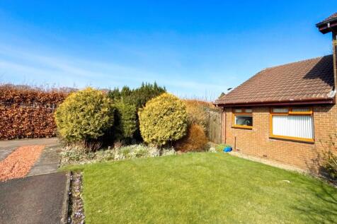 Glebe Court, Beith one bedroom semi detached bunga