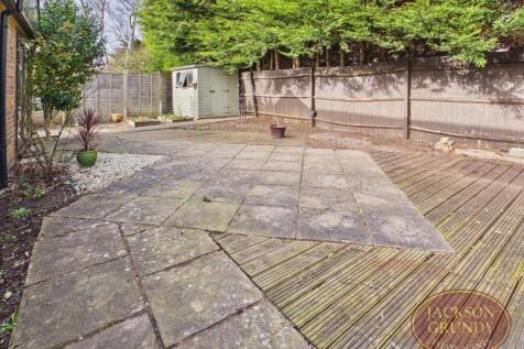 Holmleigh Close