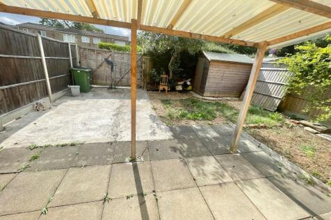Deaconscroft, Ravensthorpe, Peterborough, Cambridgeshire, PE3 photo 4