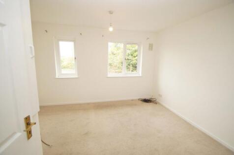 Braemar Gardens, Cippenham photo 5