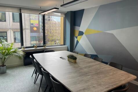 Office to rent Image 5