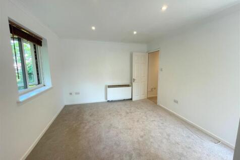 18 kern close lounge.JPG