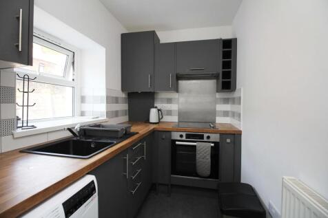 Nythbran Terrace, Porth  CF39 9TW photo 4