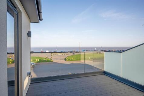 Balcony view 2.jpg