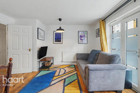 Ilford, IG1 - property photo