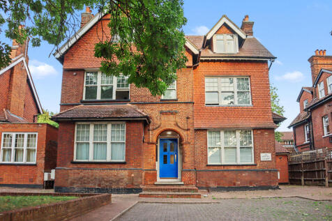 Flat D, 14 Aldrington Road, London SW16 1TH