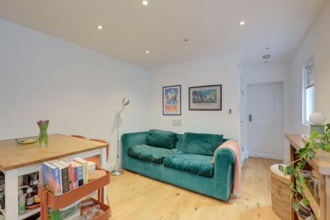 Open Plan Kitchen &amp; Living Room