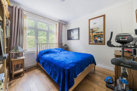 1345424-16-68b1e7...