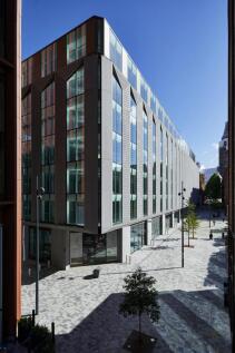 THE LINCOLN_HLA7259_HR.jpg