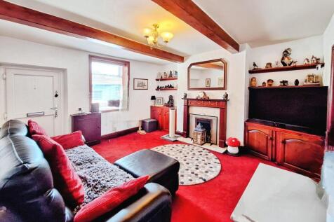 Lodge Lane, Hyde, Greater Manchester, SK14 photo 3