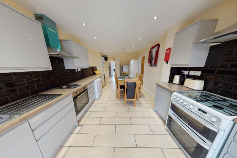 179 Charter Avenue, Coventry, CV4 8ER photo 3