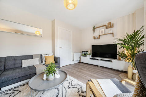 1313342-11-685ad6...