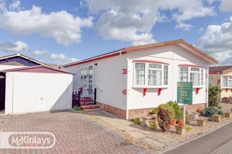 2 Bedroom Park Home for Sale