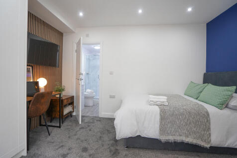 Charter Avenue, Coventry photo 5