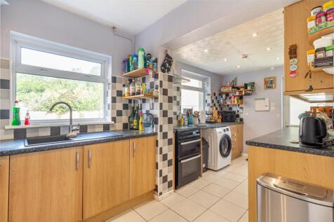 kitchen-1.jpg