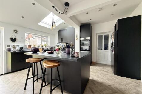 Family Living Kitchen