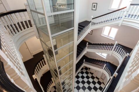 12 Royal Mansions...