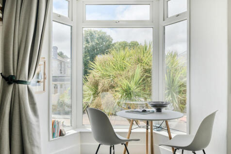 1314341-17-685eb3...