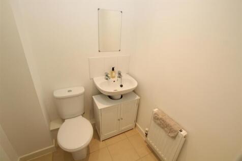 ensuite.jpg