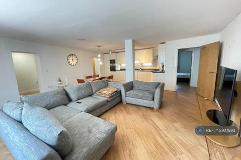 Openplan Living &amp; Kitchen
