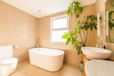 18 Newtown Road-24.jpg