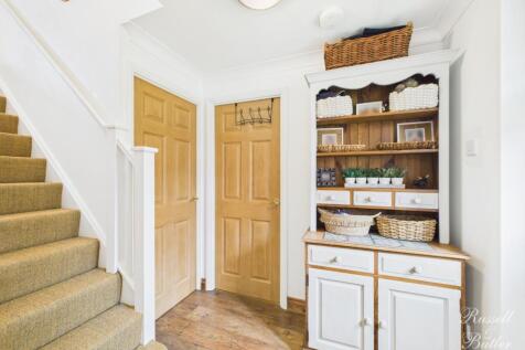 CAM01995G0-PR0365-STILL034