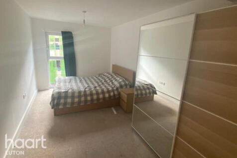 Park Place, Stevenage photo 5