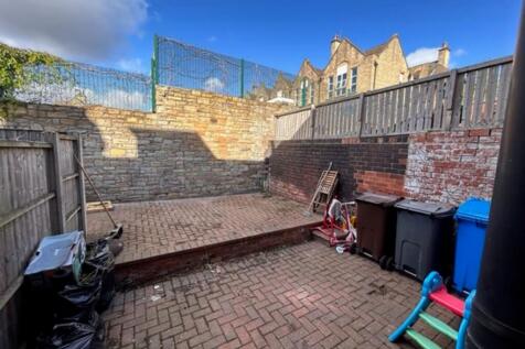 Sheffield, S9 - property photo