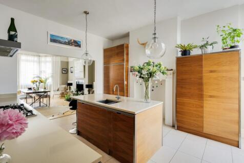 Open Plan Kitchen Family Room