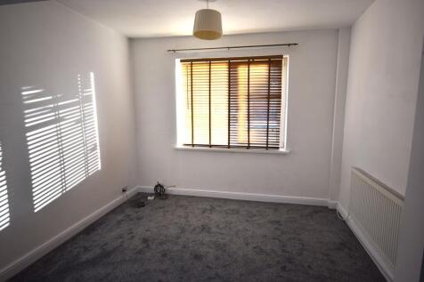 Island Road, Barrow-in-Furness photo 3