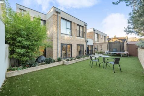 1385899-32-69272e...