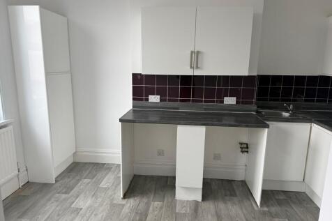 Camper Road, Southend-On-Sea, Essex, SS1 photo 3