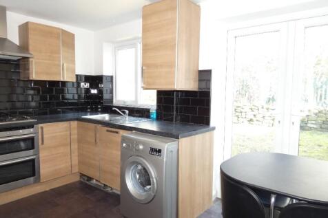 Birkdale Drive, Leeds, West Yorkshire, LS17 photo 4