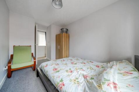 1295477-5-682b215c83c7c-ARW