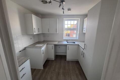 Blue Bird Way, Lower Willingdon, Eastbourne, BN22 0BF photo 4