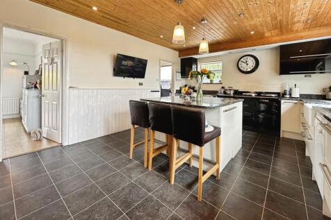 a8a01c0b--4032-815F-2039428AEB71-29810-000027BB9C9