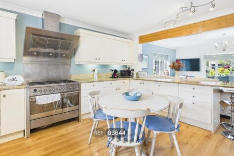 Kitchen/Living area