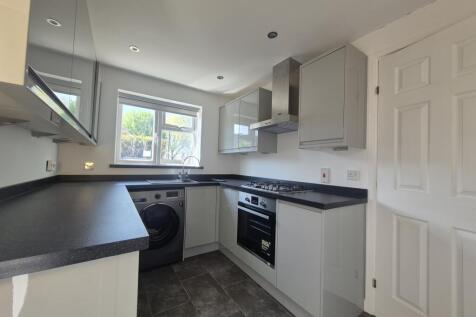 Burbage Close, Wolverhampton photo 4