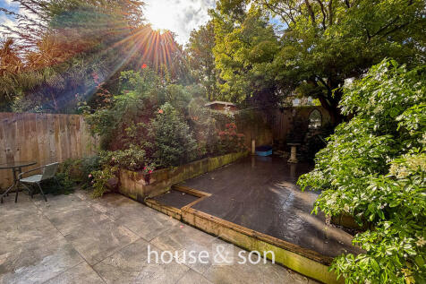Garden to Annexe