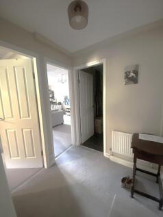 Bourne Close, Ware, Hertfordshire photo 4