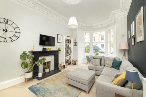 Sitting/Dining Room of 18 (Flat 2) Bruntsfield Avenue