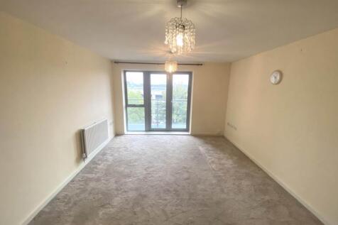 Wilmington Close, Watford photo 5