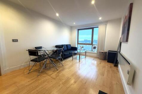 Living Room 3.jpeg