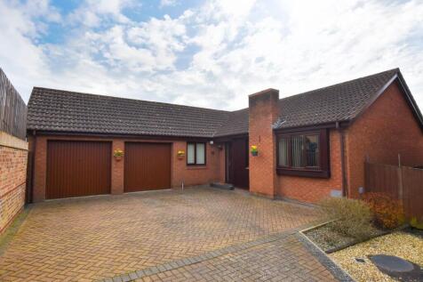 5 Whaddon Close