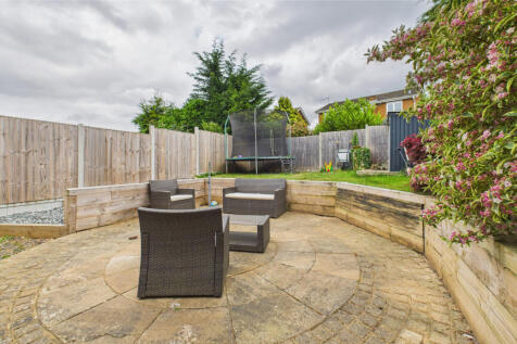 CAM04968G0-PR0044-STILL019