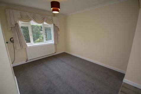 P1506 Living Area-2.jpg