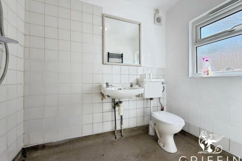 Southsea Avenue, Leigh-On-Sea, SS9 photo 3
